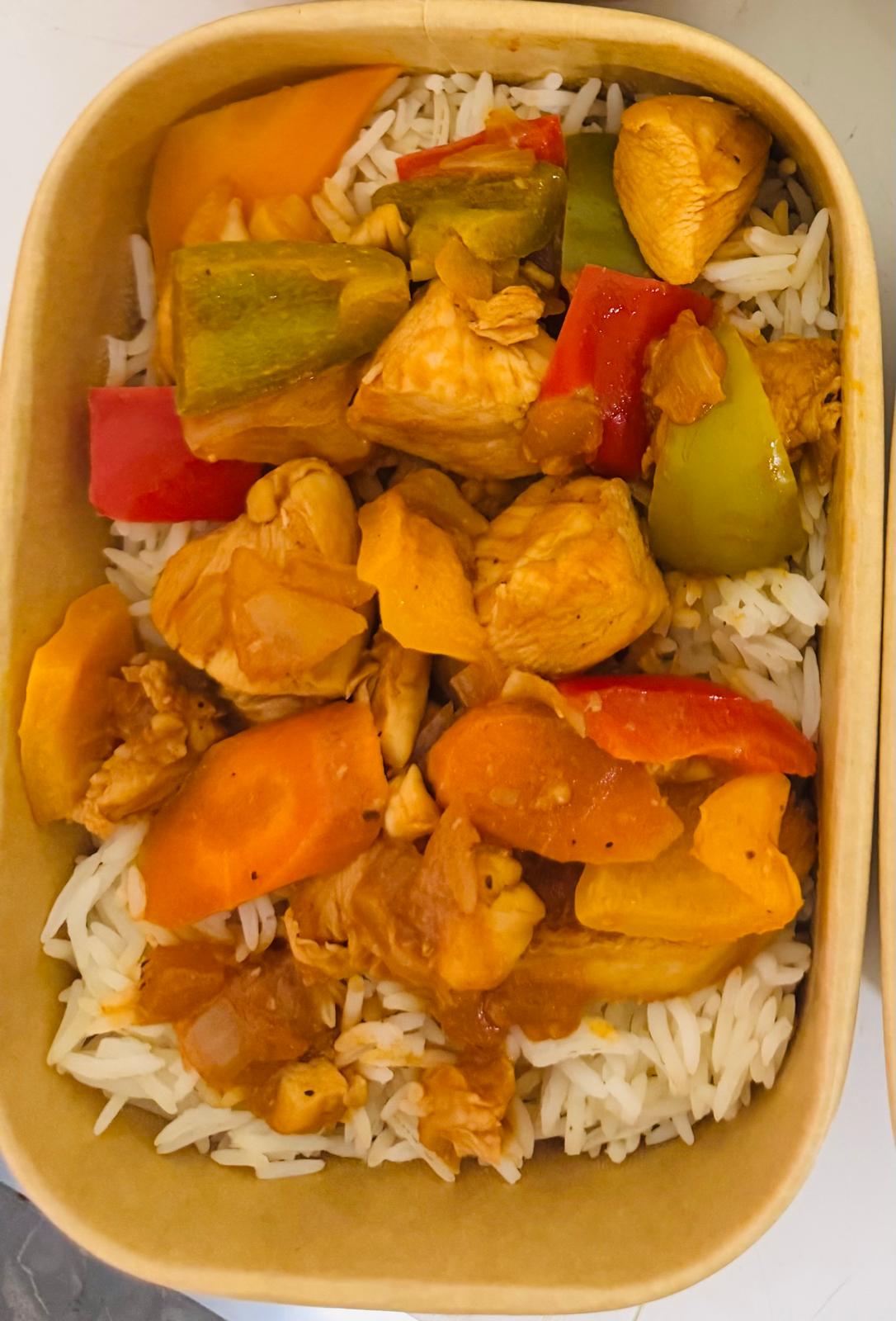 Nikki's Signature Stewed Chicken with Peppers and Rice - Image 2